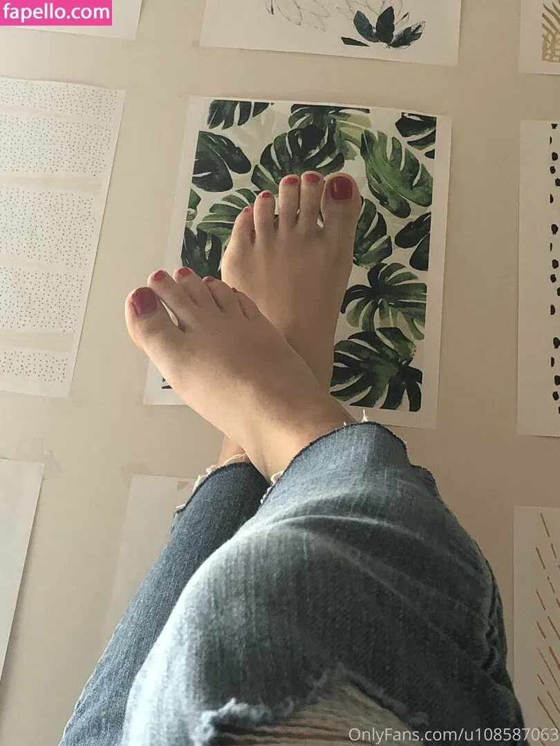 u108587063 Onlyfans Photo Gallery 