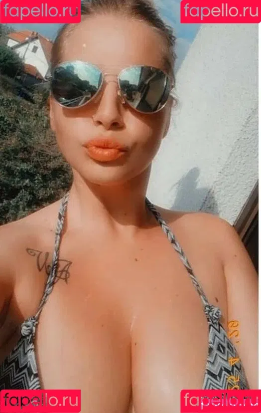 Eve Dapic Onlyfans Photo Gallery 