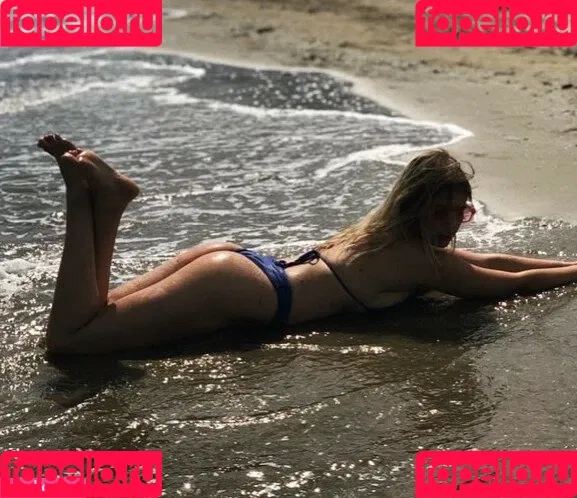 Eve Dapic Onlyfans Photo Gallery 