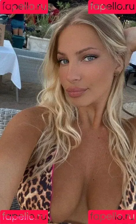 Eve Dapic Onlyfans Photo Gallery 