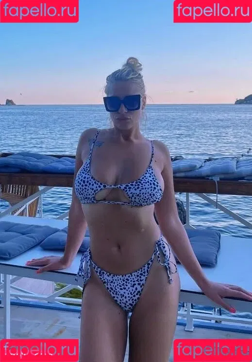 Eve Dapic Onlyfans Photo Gallery 
