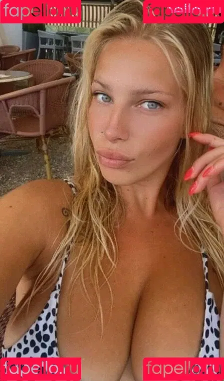 Eve Dapic Onlyfans Photo Gallery 