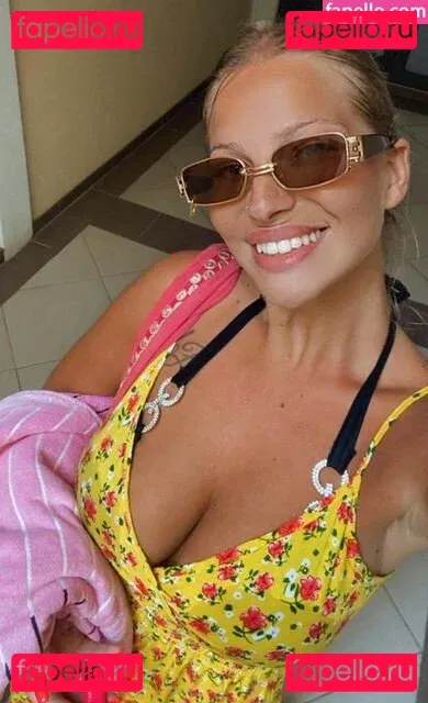 Eve Dapic Onlyfans Photo Gallery 