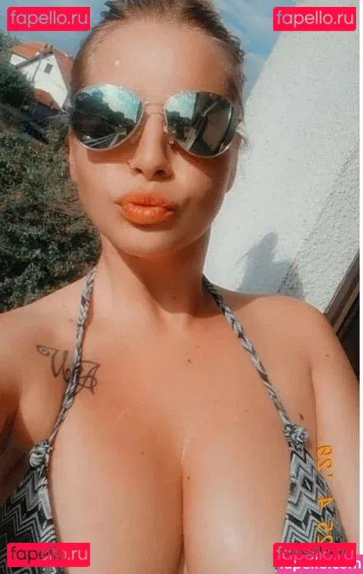 Eve Dapic Onlyfans Photo Gallery 