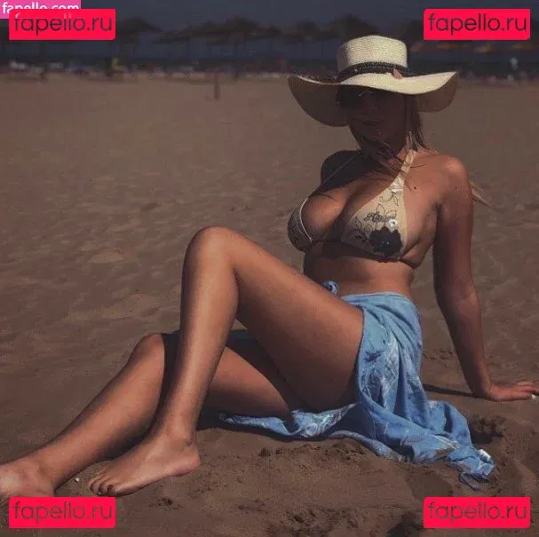 Eve Dapic Onlyfans Photo Gallery 