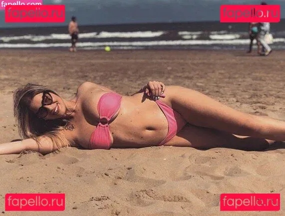 Eve Dapic Onlyfans Photo Gallery 