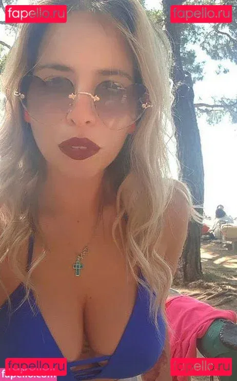 Eve Dapic Onlyfans Photo Gallery 