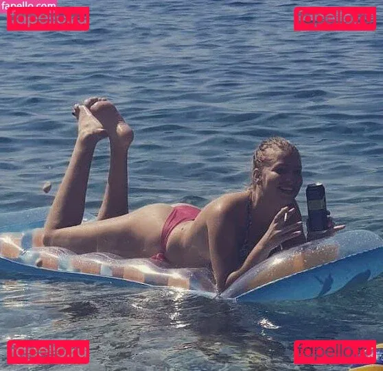 Eve Dapic Onlyfans Photo Gallery 