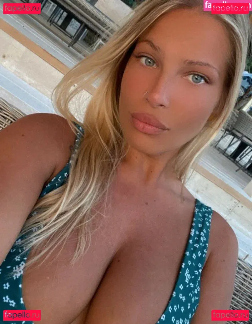 Eve Dapic Onlyfans Photo Gallery 