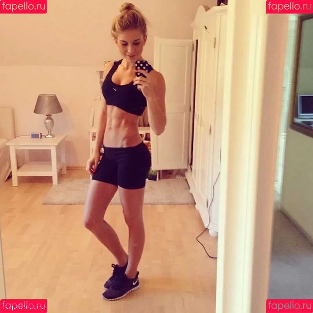 Caro Daur Onlyfans Photo Gallery 