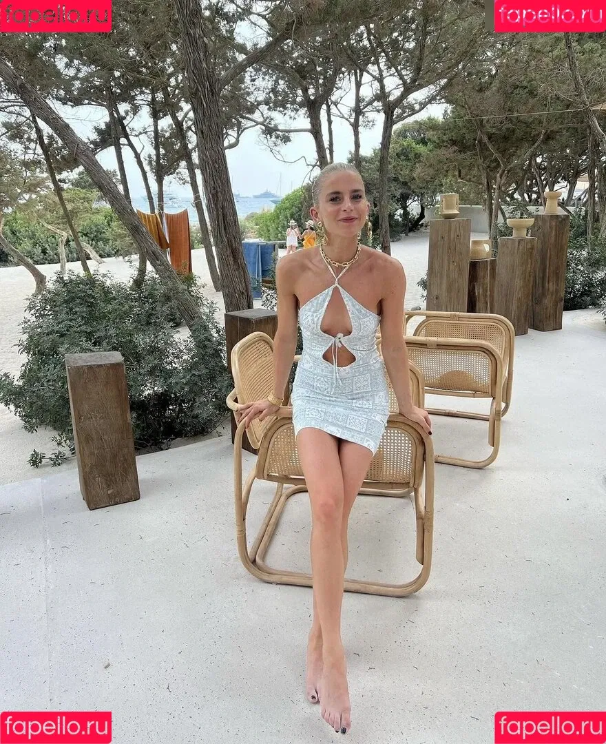 Caro Daur Onlyfans Photo Gallery 