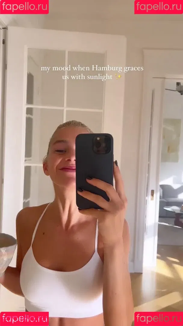 Caro Daur Onlyfans Photo Gallery 