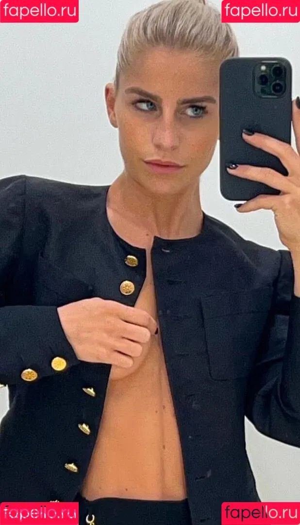 Caro Daur Onlyfans Photo Gallery 