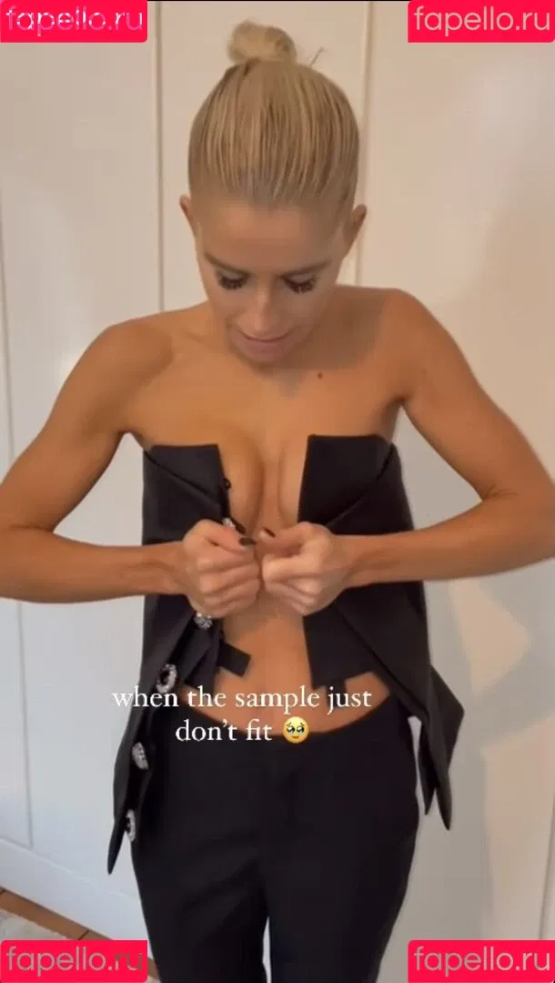 Caro Daur Onlyfans Photo Gallery 