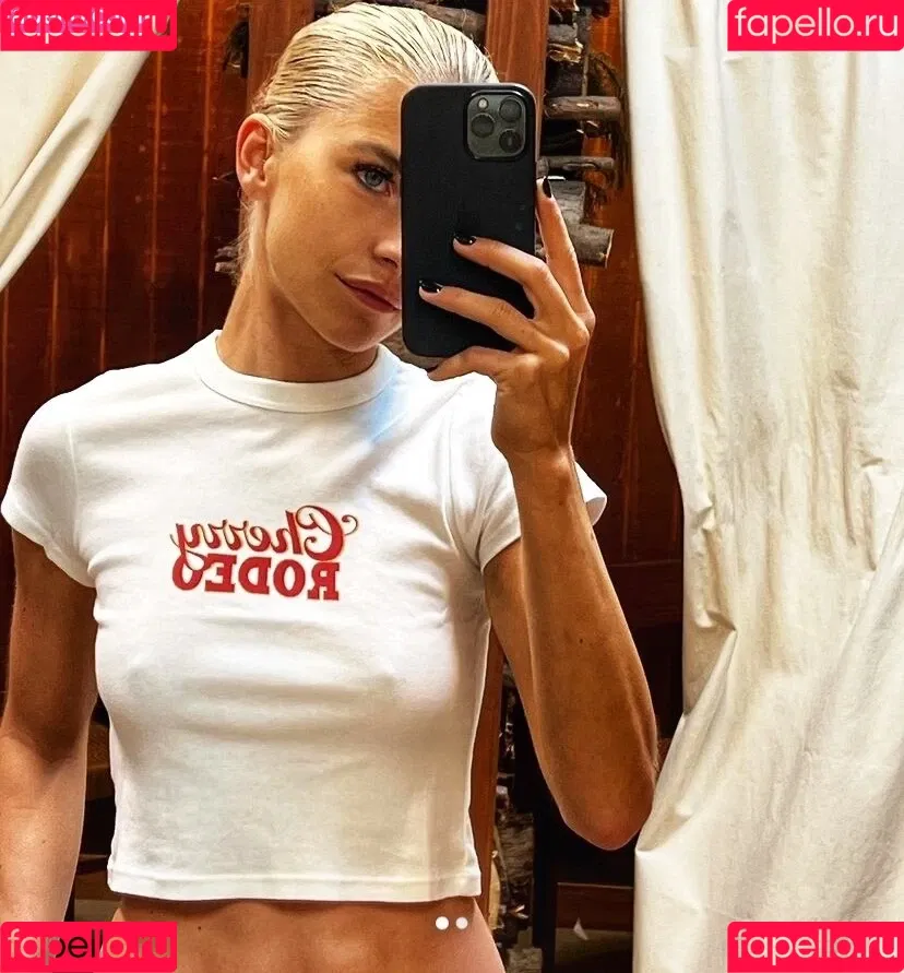 Caro Daur Onlyfans Photo Gallery 