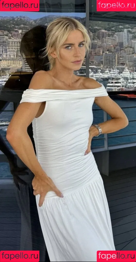 Caro Daur Onlyfans Photo Gallery 