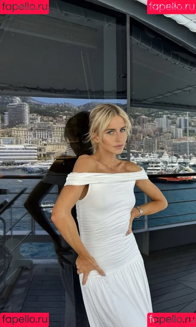 Caro Daur Onlyfans Photo Gallery 
