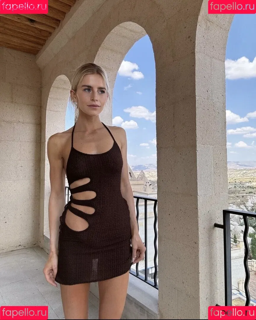 Caro Daur Onlyfans Photo Gallery 