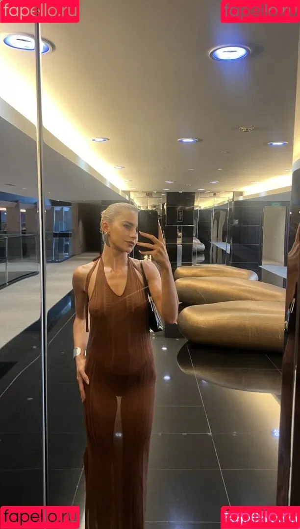 Caro Daur Onlyfans Photo Gallery 