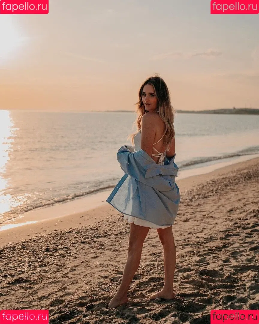 Mone Mahoni Onlyfans Photo Gallery 