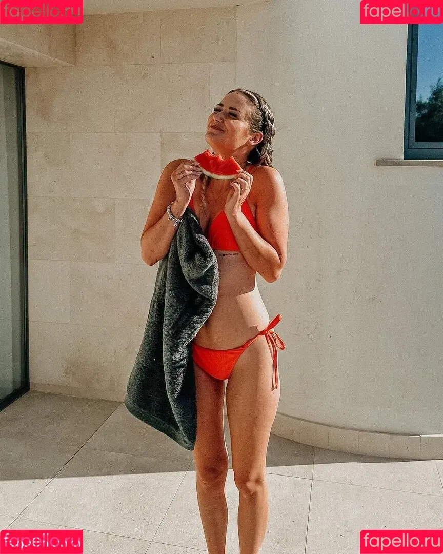 Mone Mahoni Onlyfans Photo Gallery 