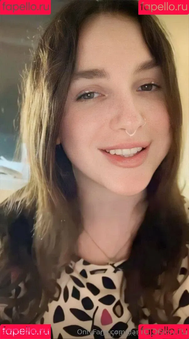 darina_in_love19 Onlyfans Photo Gallery 