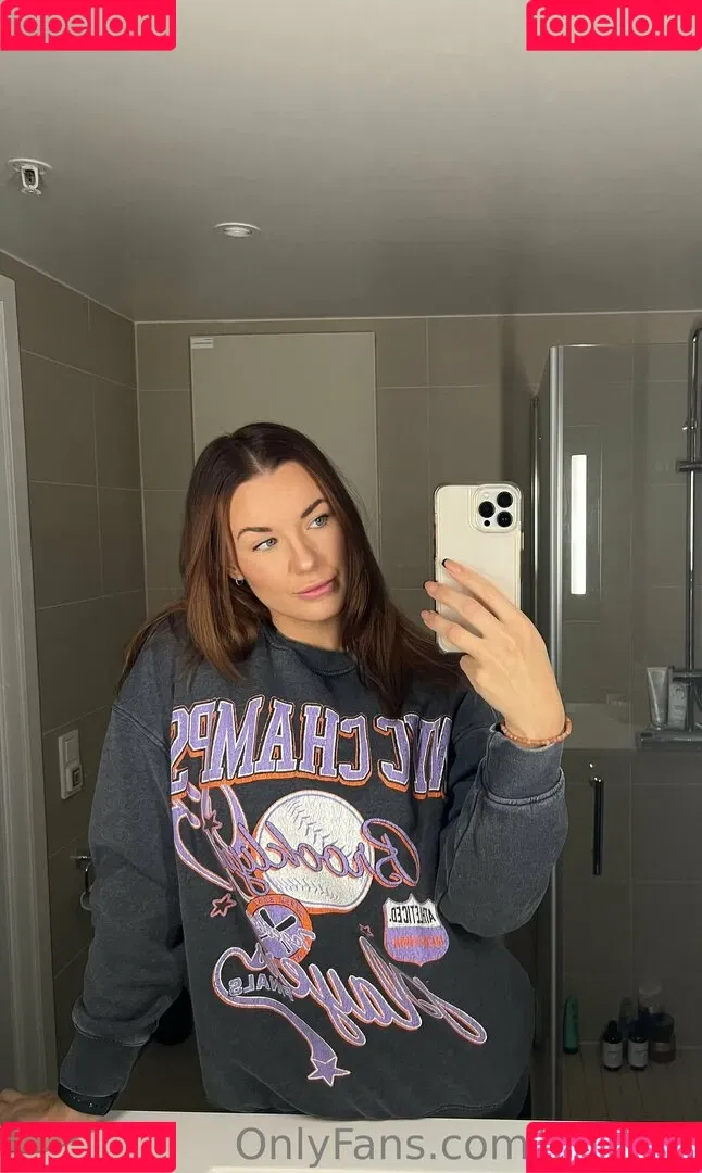 kristinll Onlyfans Photo Gallery 