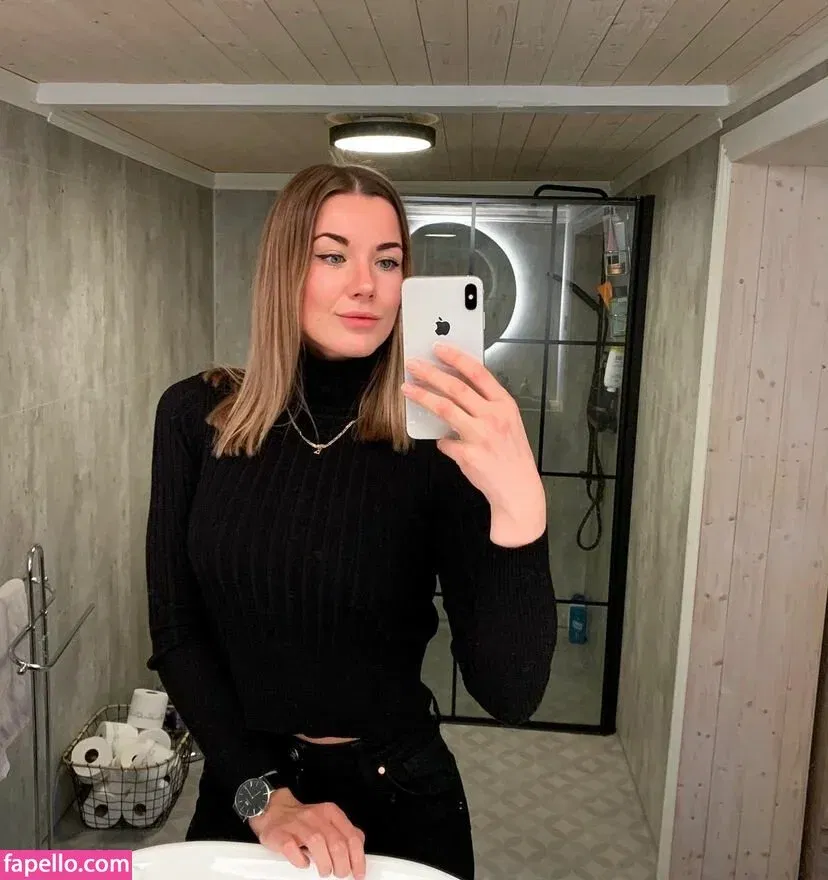 kristinll Onlyfans Photo Gallery 