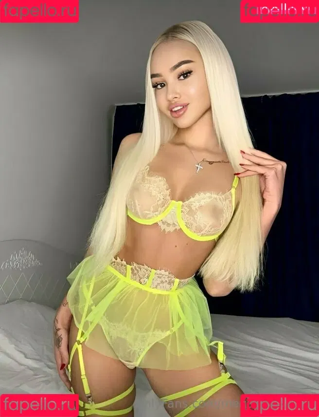 meganfoxxxyyy Onlyfans Photo Gallery 