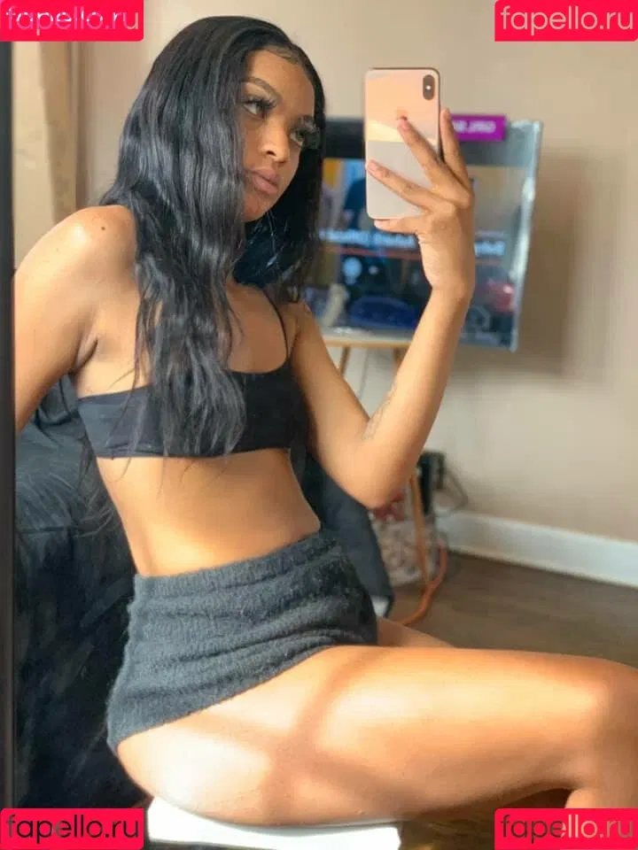 honeyqoldd Onlyfans Photo Gallery 