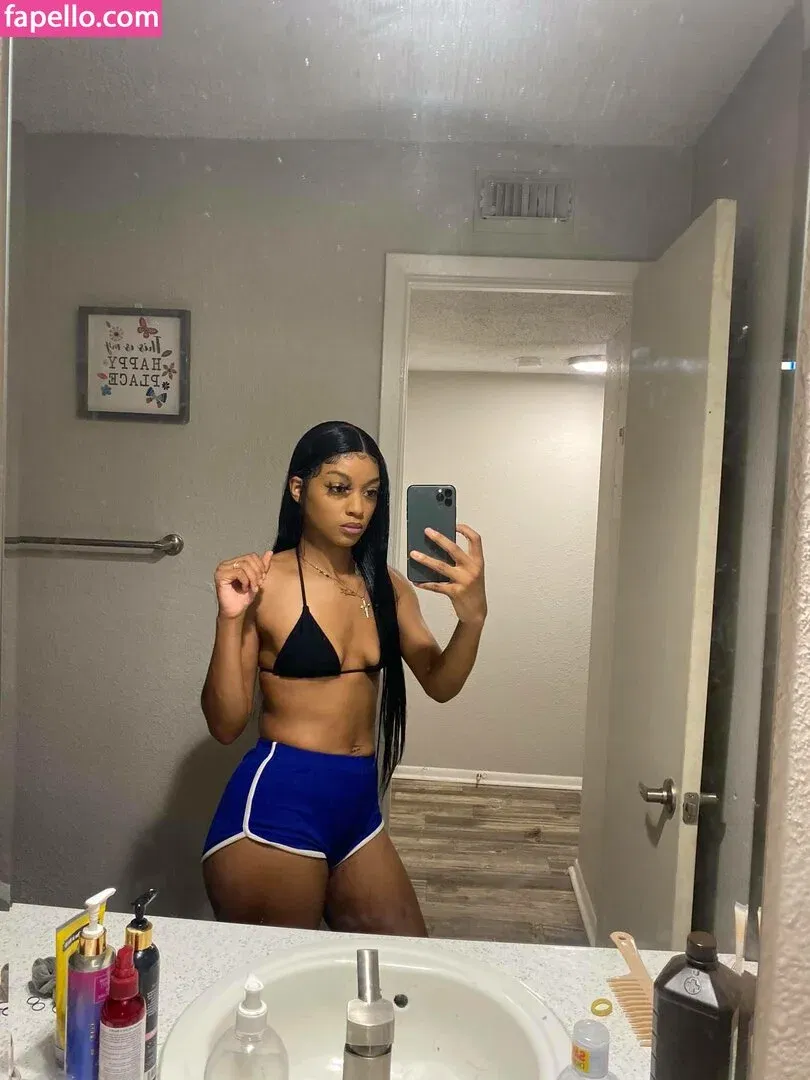 honeyqoldd Onlyfans Photo Gallery 