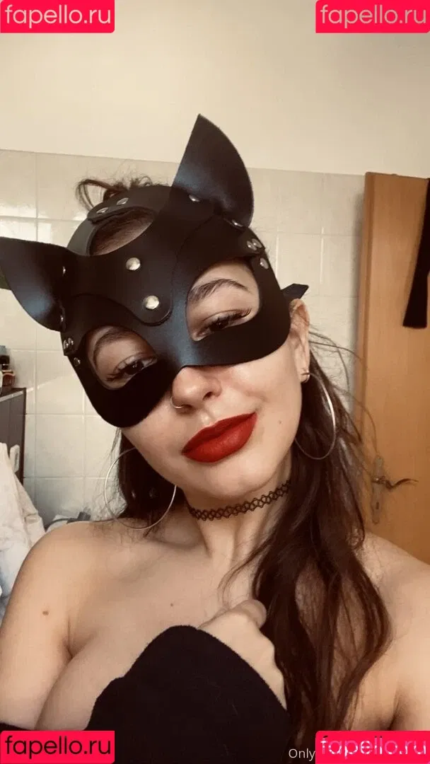 weedaria Onlyfans Photo Gallery 