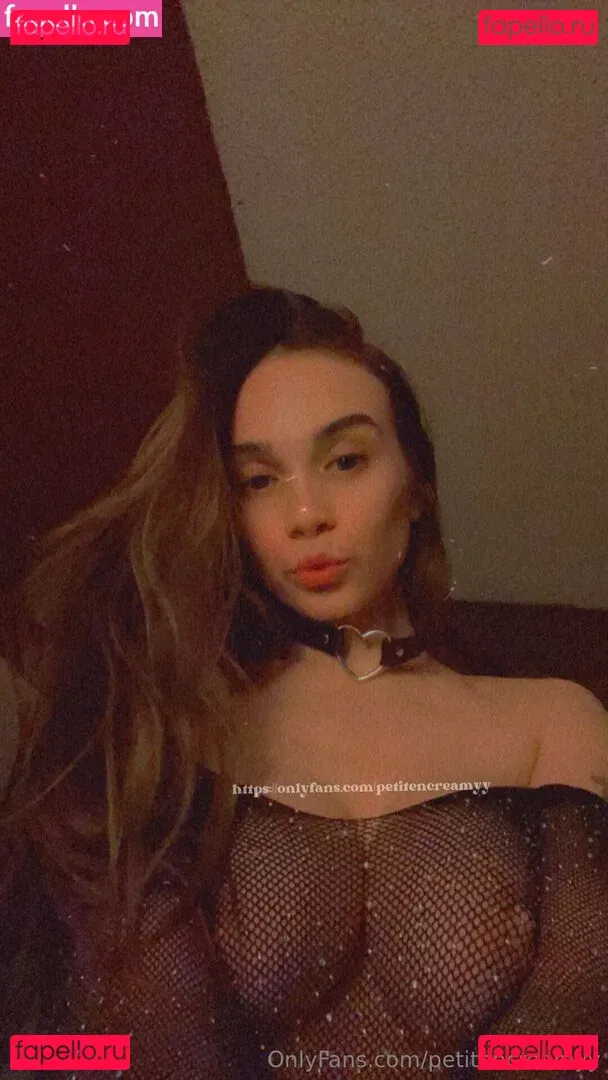 petitencreamyy Onlyfans Photo Gallery 