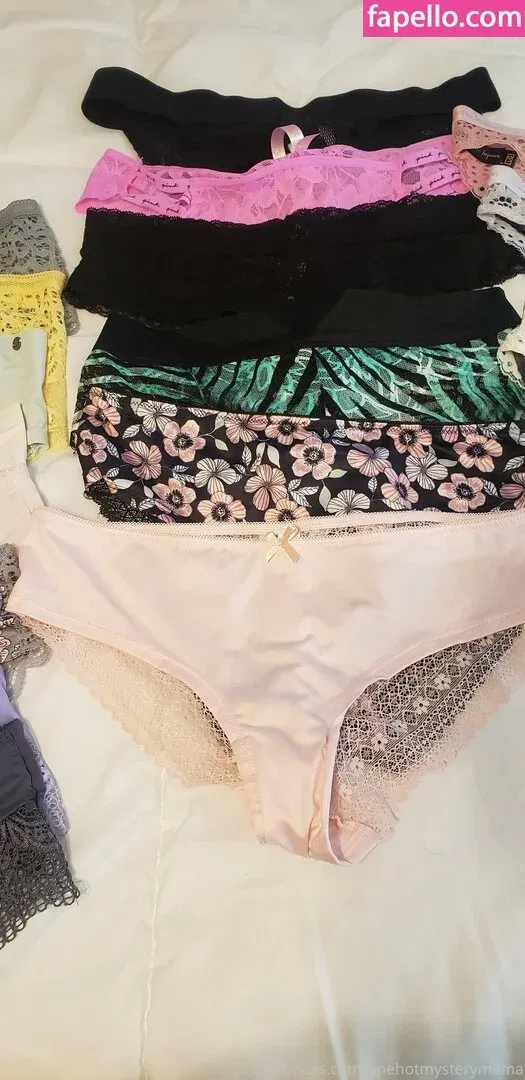 onehotmysterymama Onlyfans Photo Gallery 