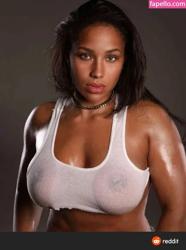 Ange B. Onlyfans Photo Gallery 