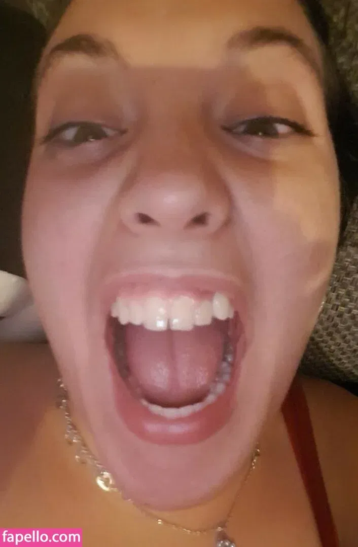 cumslut_val Onlyfans Photo Gallery 