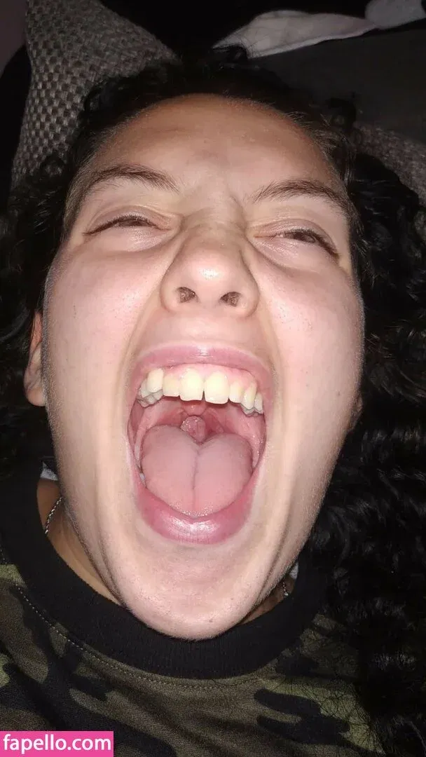 cumslut_val Onlyfans Photo Gallery 