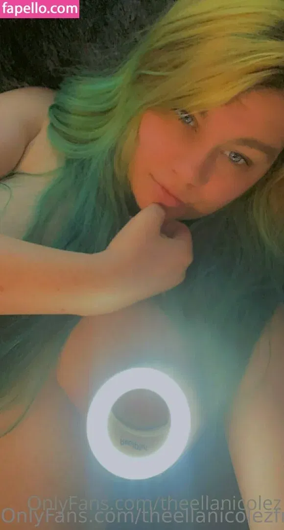 theellanicolezfree Onlyfans Photo Gallery 
