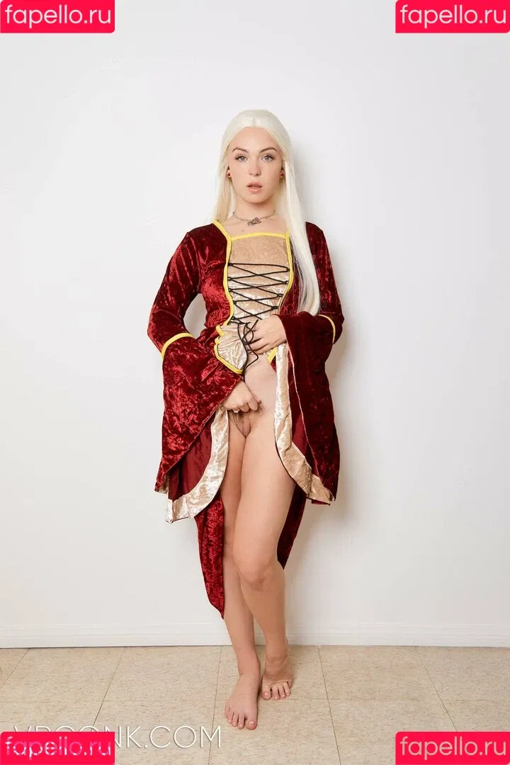 Lilly Bell Onlyfans Photo Gallery 
