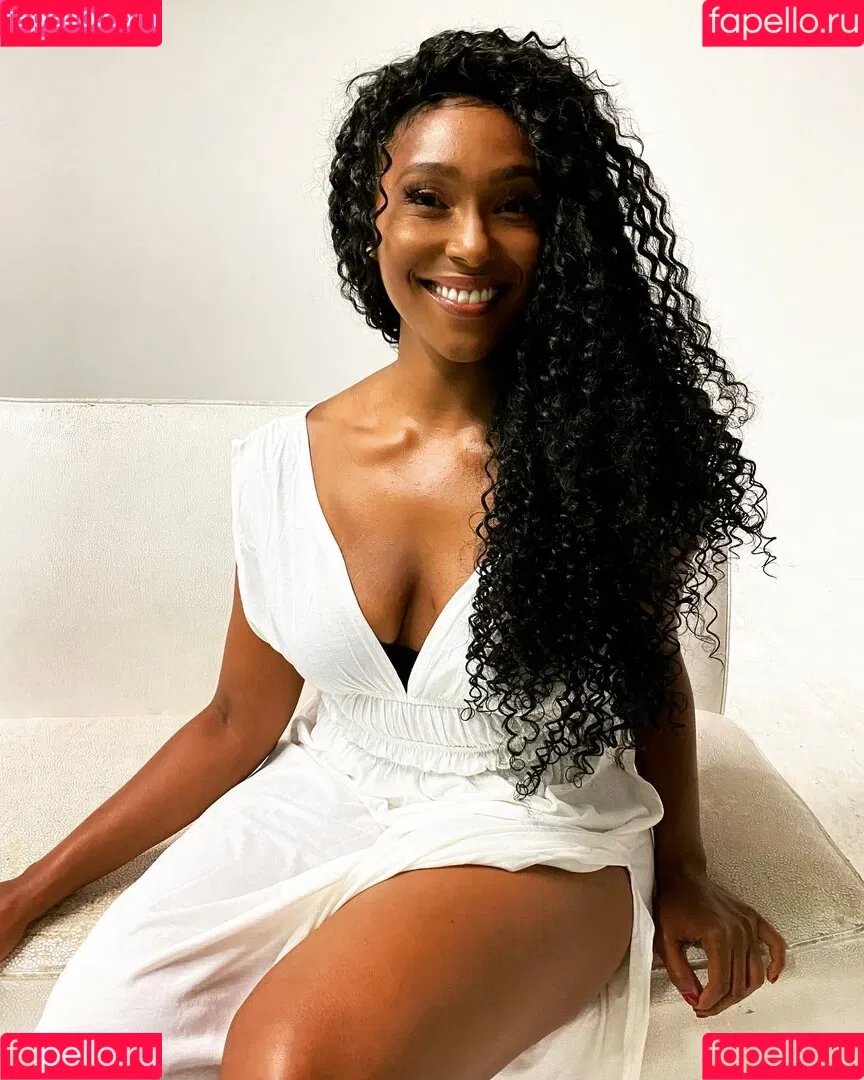 Dr Ebonie Vincent Onlyfans Photo Gallery 