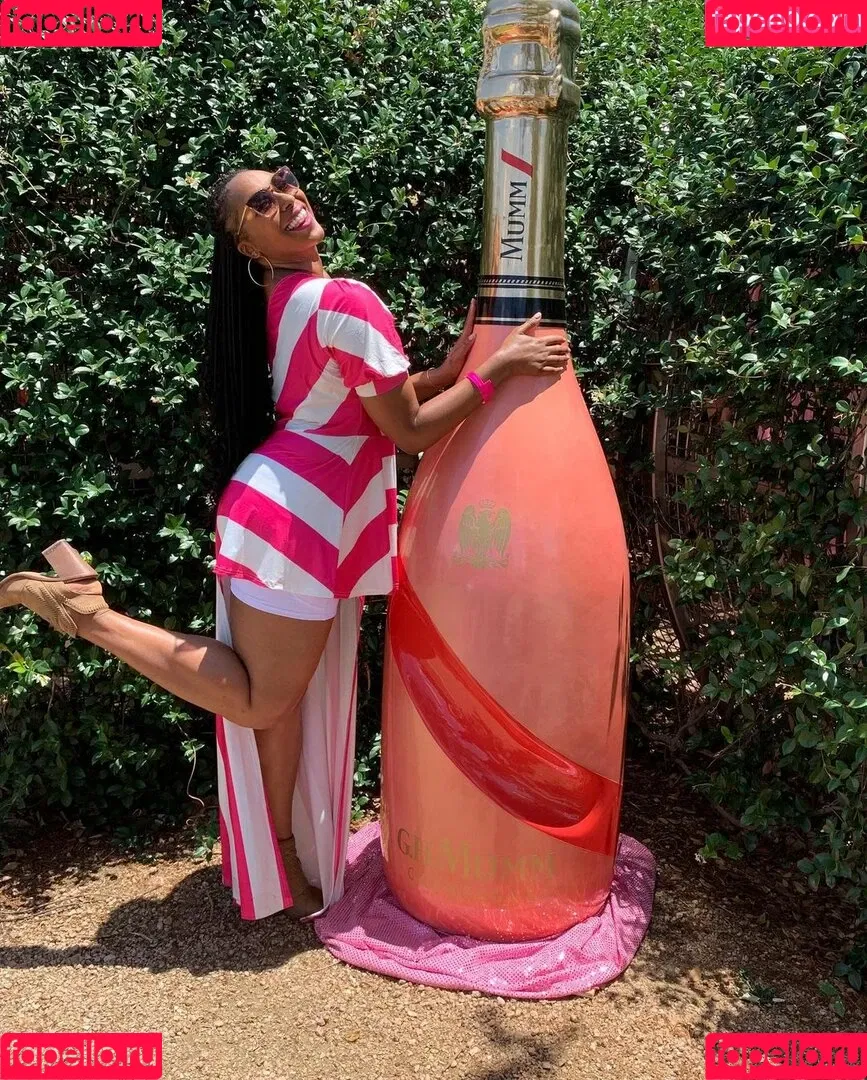 Dr Ebonie Vincent Onlyfans Photo Gallery 