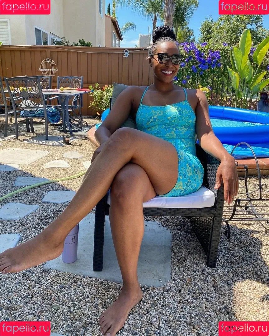 Dr Ebonie Vincent Onlyfans Photo Gallery 