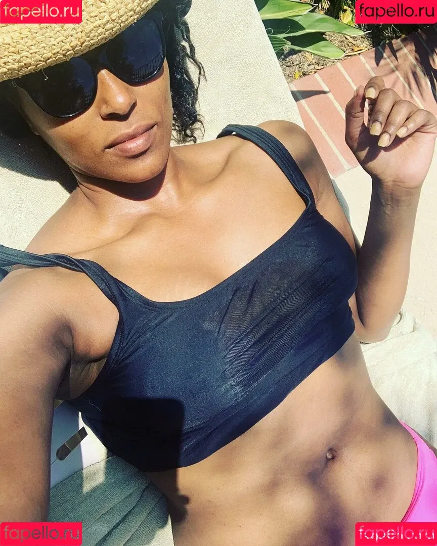 Dr Ebonie Vincent Onlyfans Photo Gallery 
