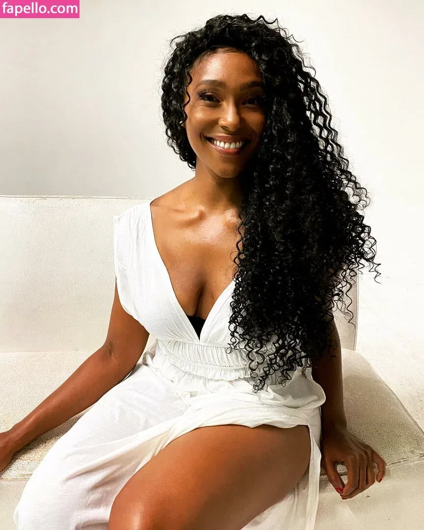 Dr Ebonie Vincent Onlyfans Photo Gallery 