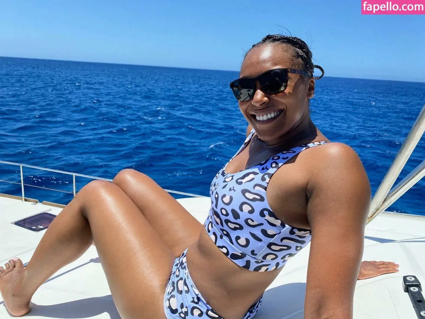 Dr Ebonie Vincent Onlyfans Photo Gallery 