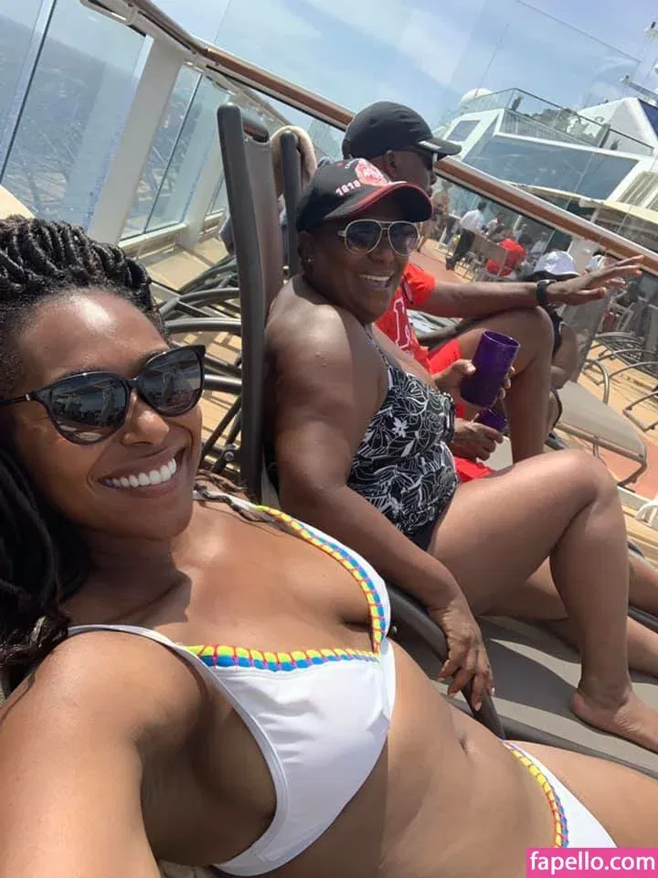 Dr Ebonie Vincent Onlyfans Photo Gallery 