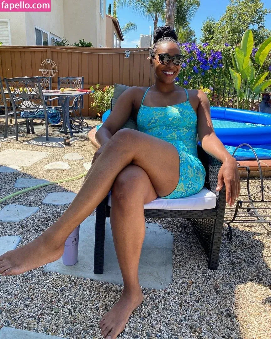 Dr Ebonie Vincent Onlyfans Photo Gallery 