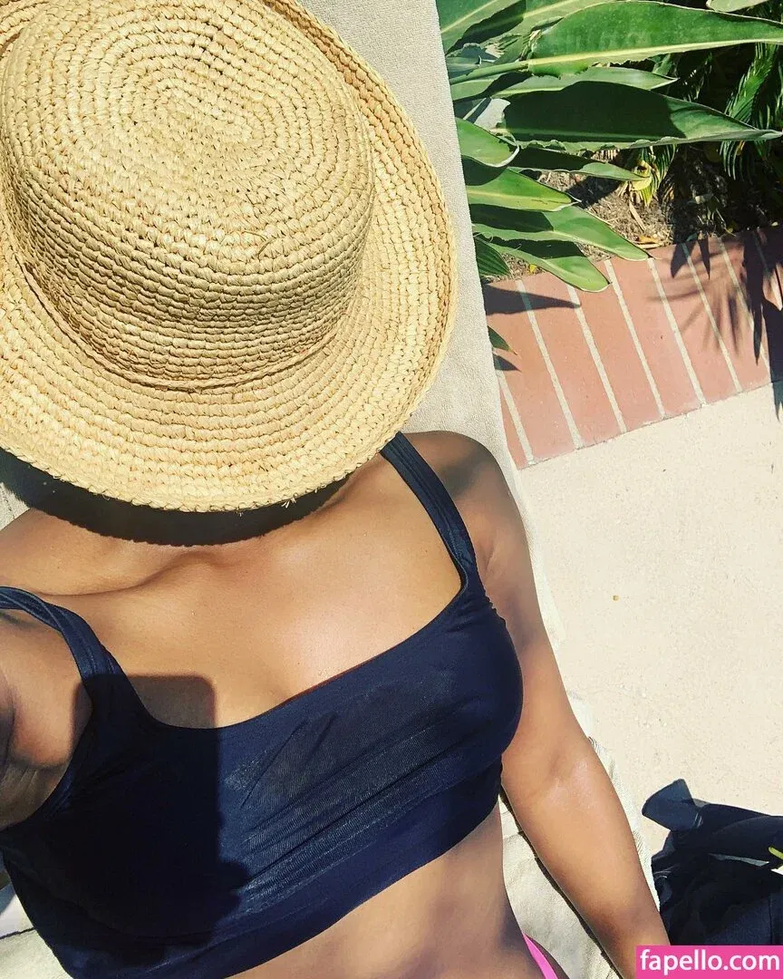 Dr Ebonie Vincent Onlyfans Photo Gallery 