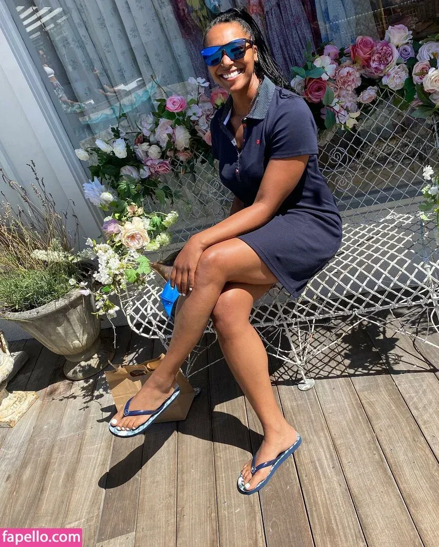 Dr Ebonie Vincent Onlyfans Photo Gallery 