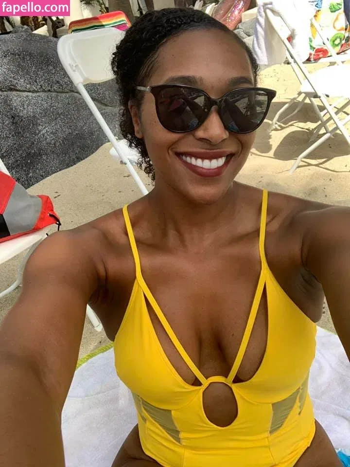 Dr Ebonie Vincent Onlyfans Photo Gallery 